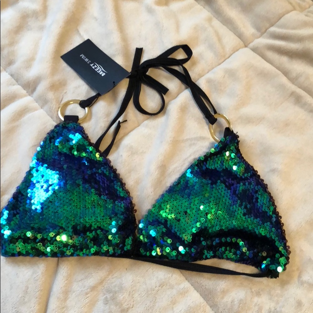 Breezy swim bikini. never worn. XL.